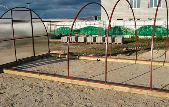 садовые теплицы из поликарбоната
